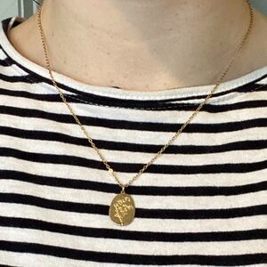 Gold Pendant (Baby’s Breath) Necklace